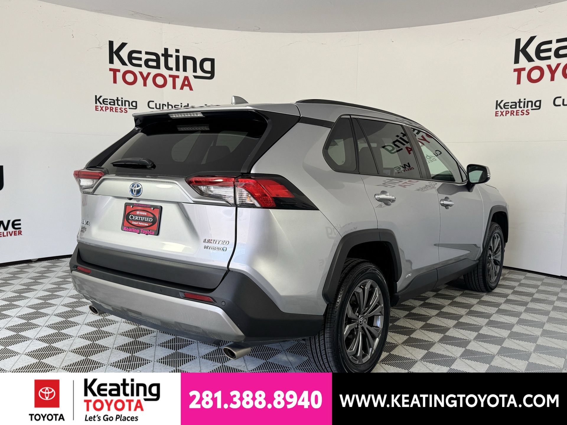 Certified 2022 Toyota RAV4 Limited AWD/4WD image 6