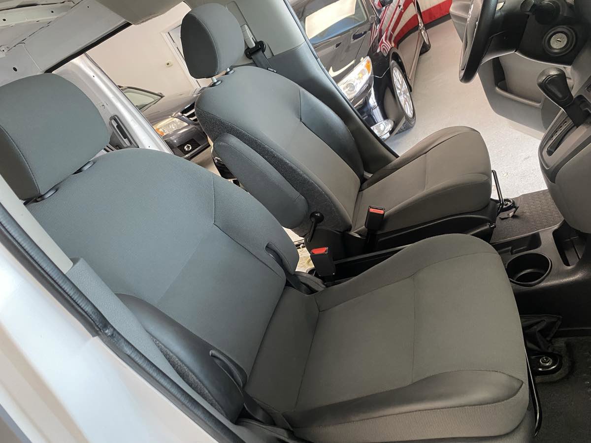 Used 2019 Nissan NV200 SV image 16