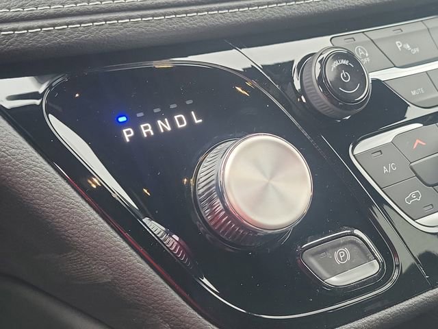 New 2026 Chrysler Pacifica Limited image 14