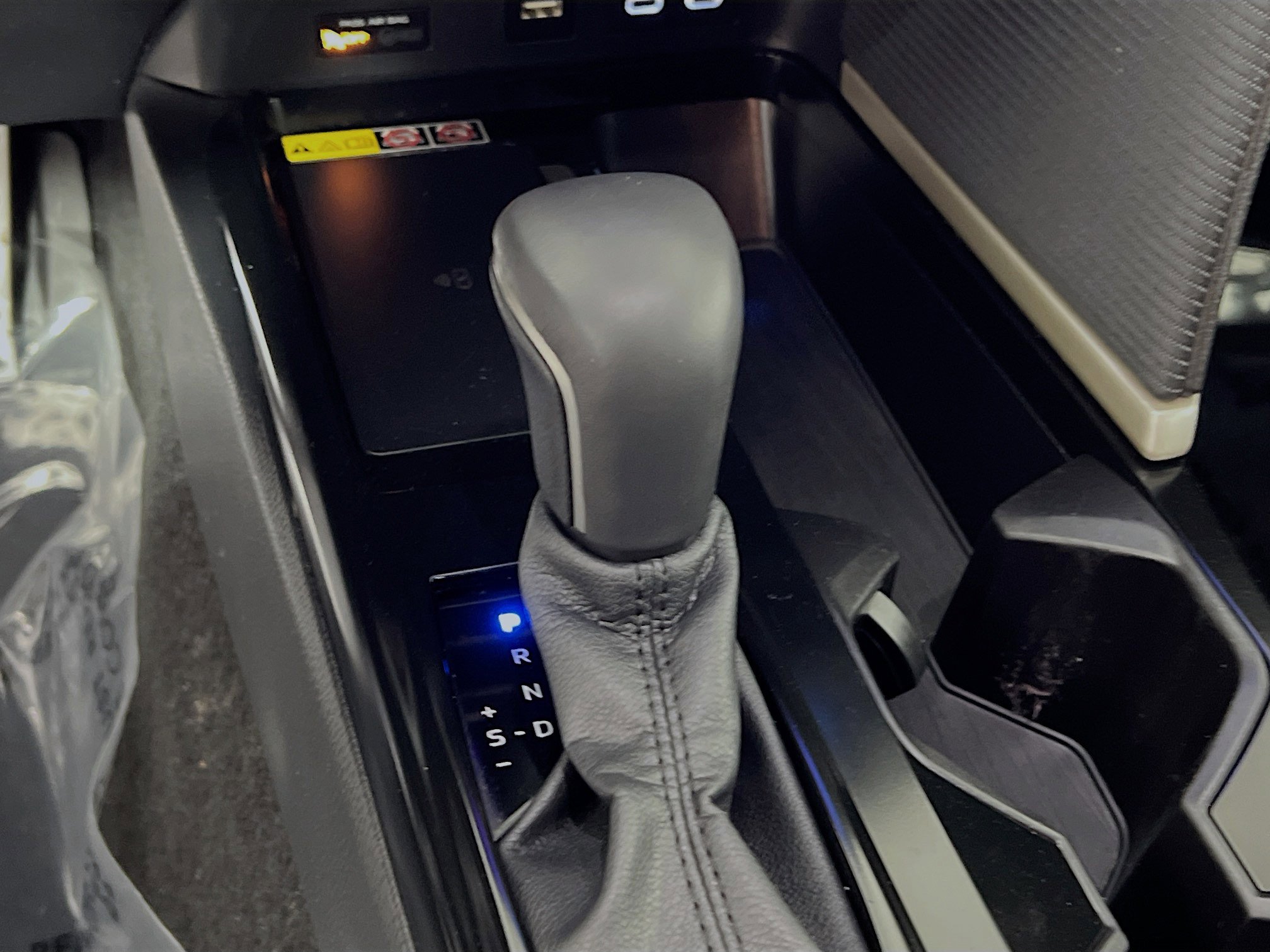 Used 2025 Toyota Camry SE image 24