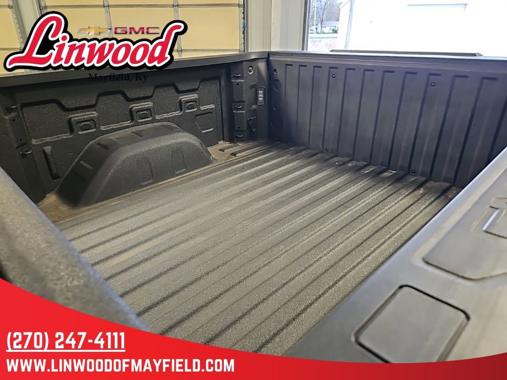 Used 2024 GMC Sierra 1500 SLE w/ Preferred Package image 14