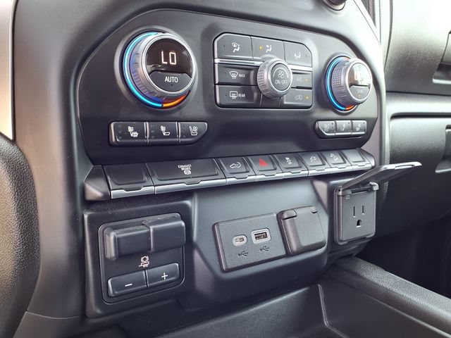 Used 2022 Chevrolet Silverado 2500 LTZ w/ LTZ Convenience Package AWD/4WD image 18