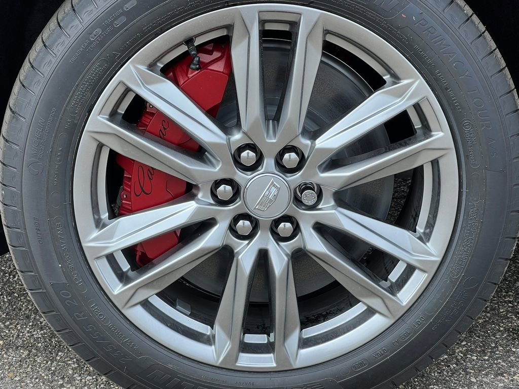 New 2026 Cadillac XT5 Sportv w/ LPO, Floor Liner Package image 6