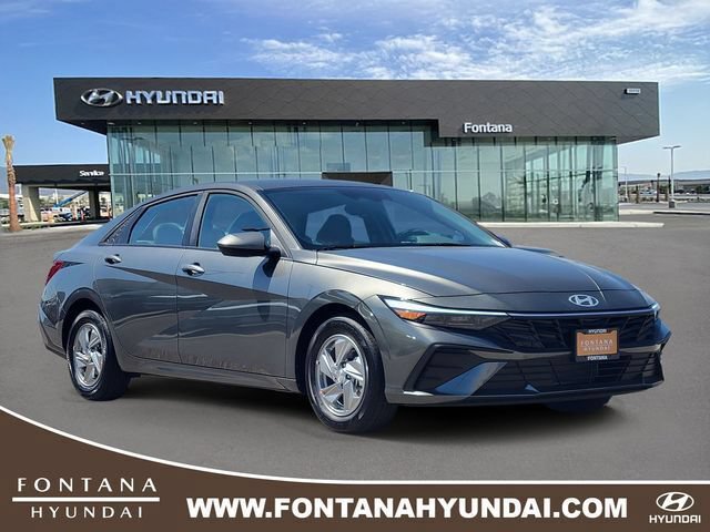 New 2026 Hyundai Elantra SE FWD image 1