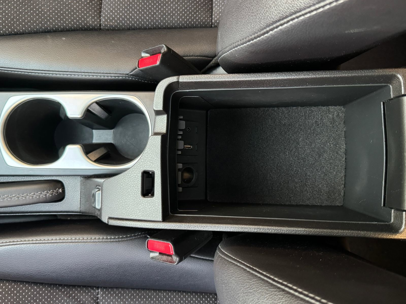 Used 2018 Acura ILX w/ Technology Plus & A-SPEC image 28