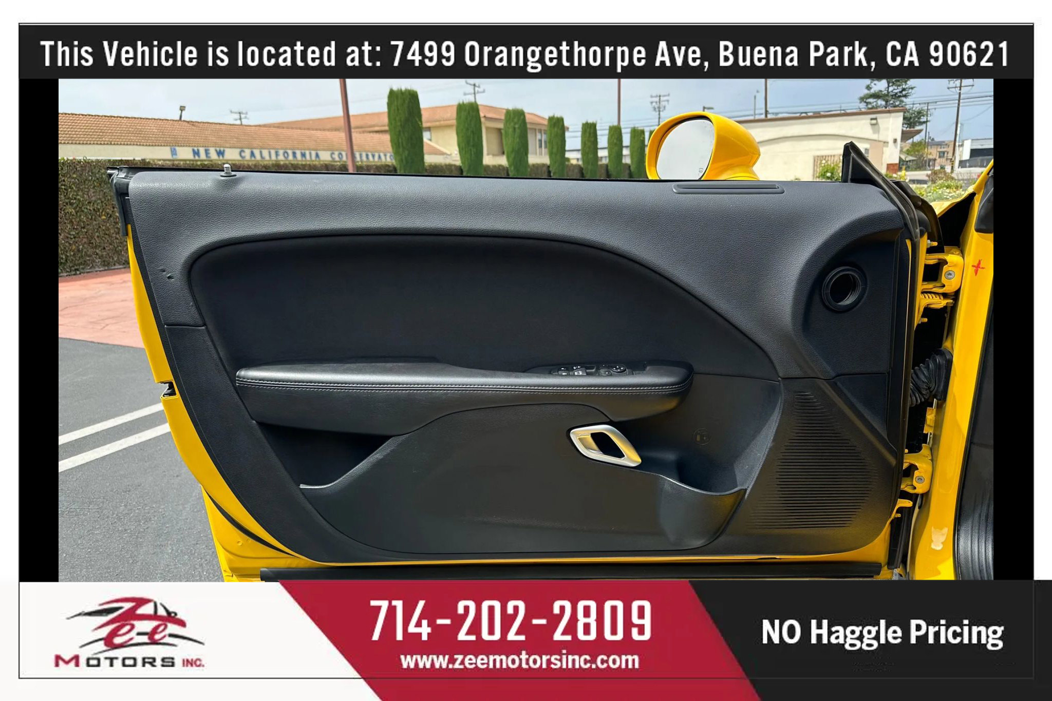 Used 2018 Dodge Challenger SXT image 23