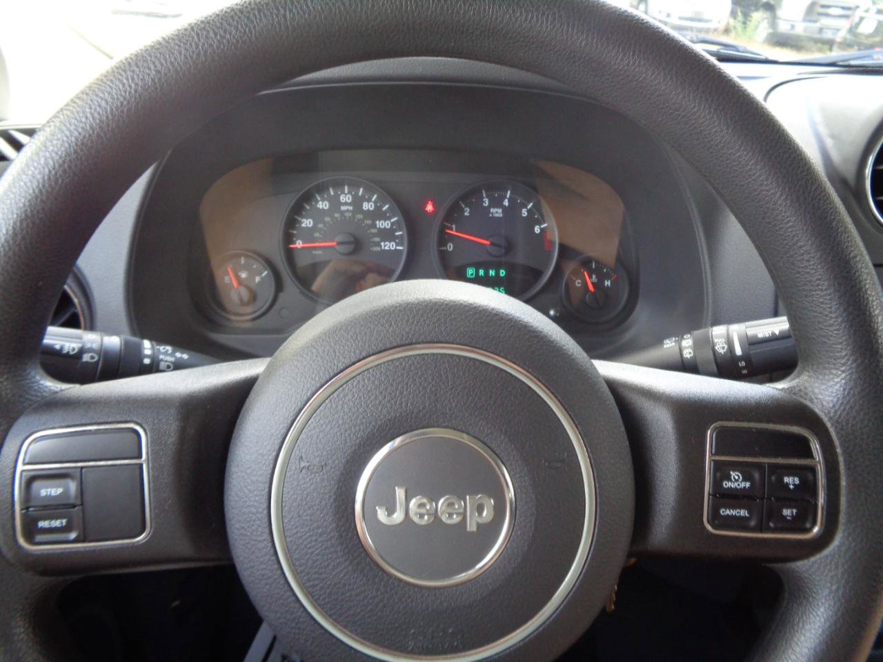 Used 2012 Jeep Patriot Sport image 16