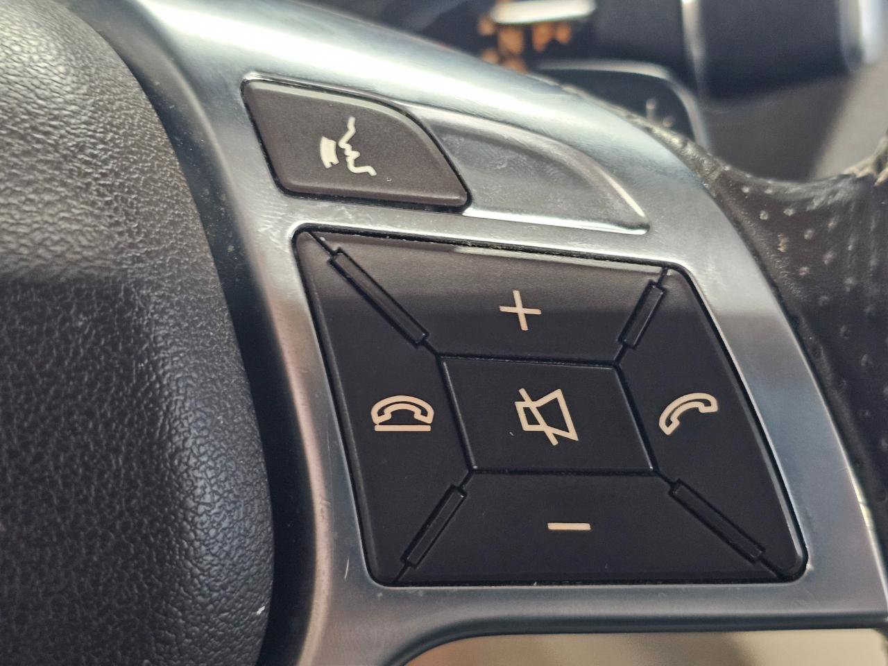 Used 2016 Mercedes-Benz E 400 Cabriolet image 32