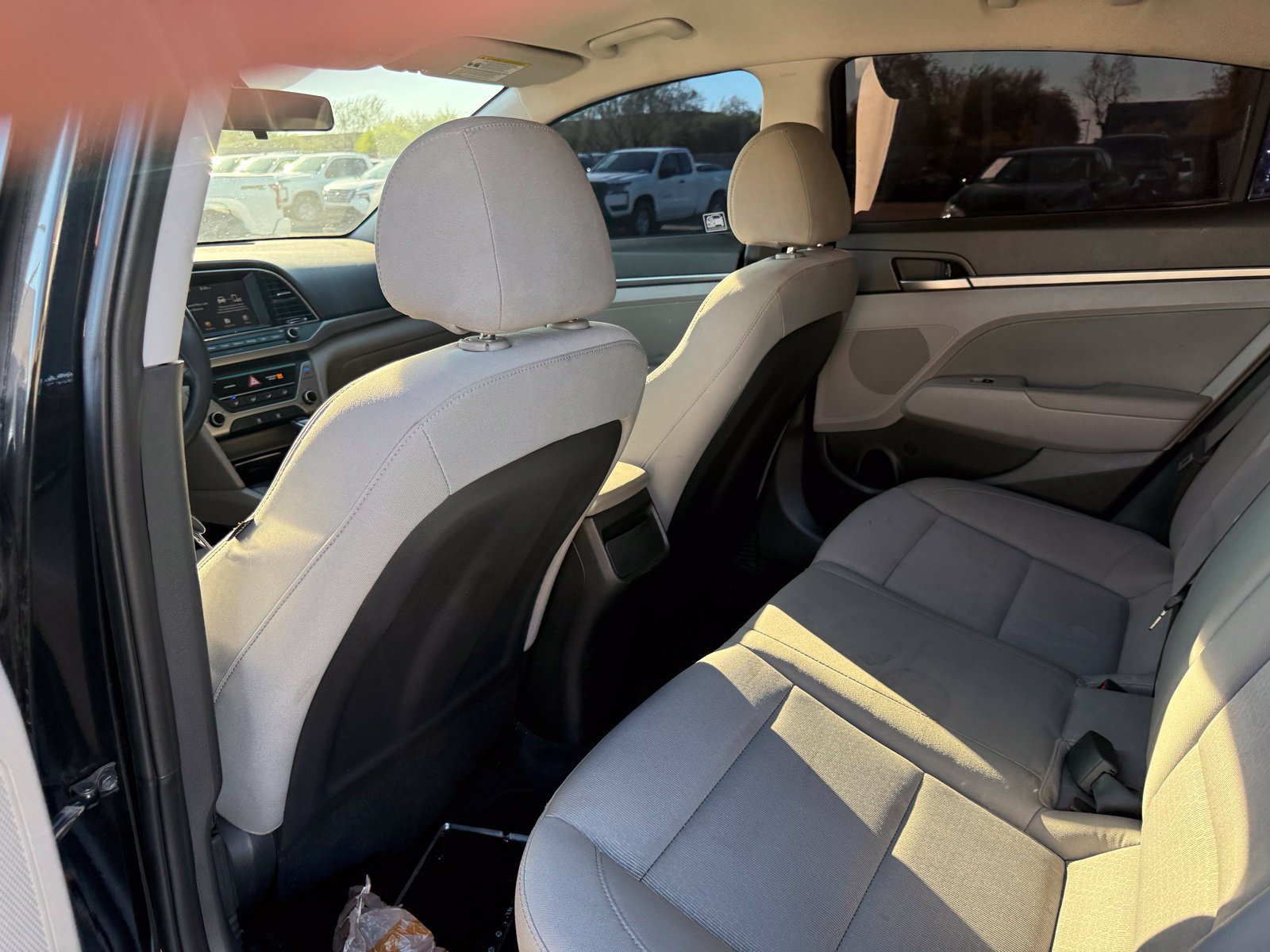 Used 2018 Hyundai Elantra SEL FWD image 10