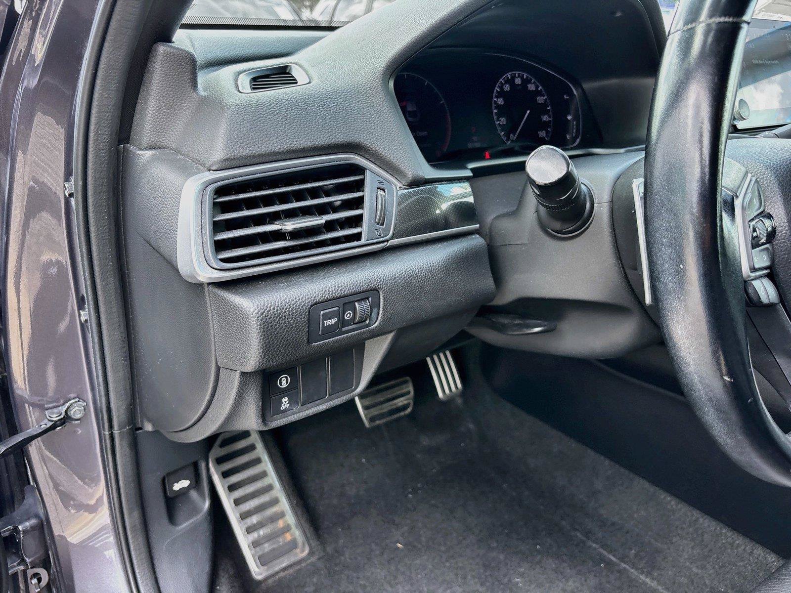 Certified 2020 Honda Accord Sport image 11