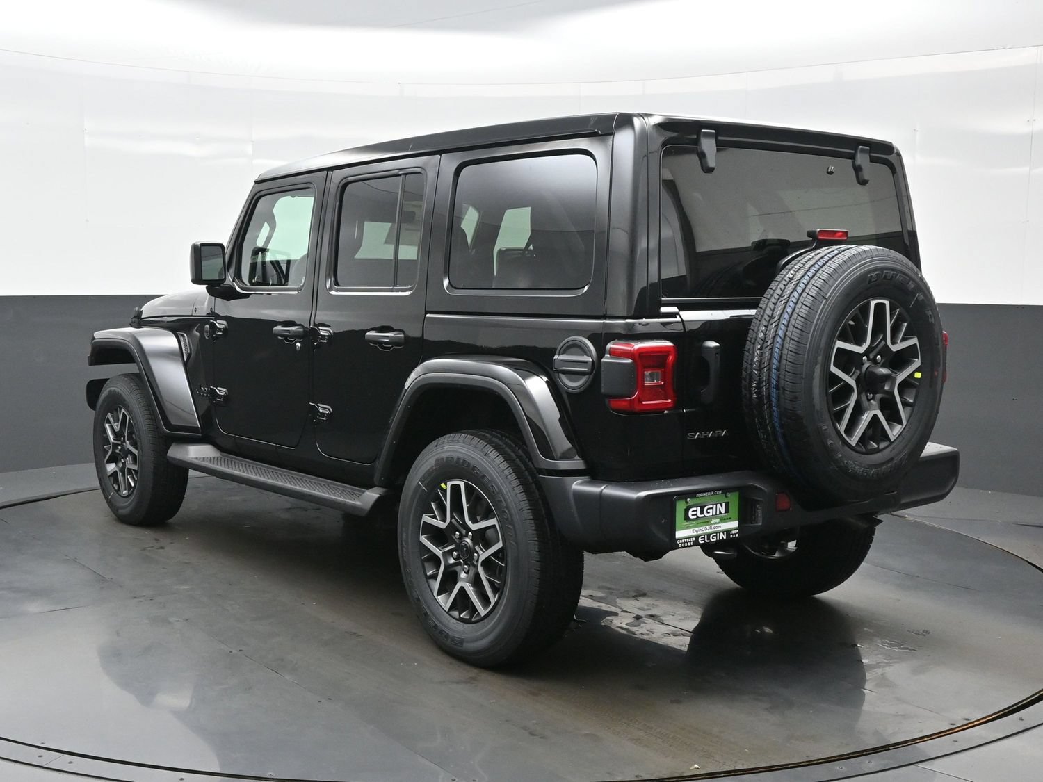 New 2027 Jeep Wrangler Unlimited Sahara AWD/4WD image 5
