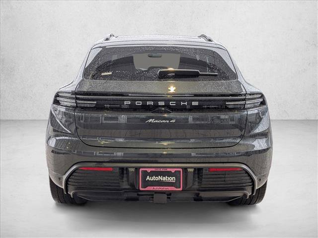 Used 2024 Porsche Macan 4 Electric image 6