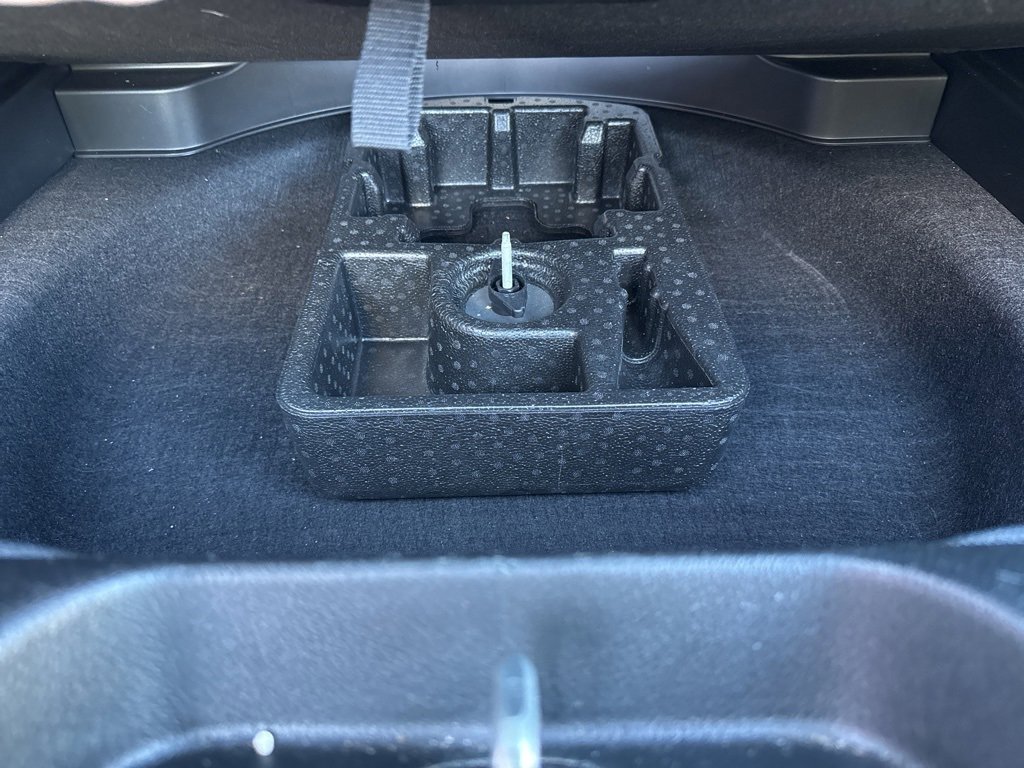 Used 2023 Jeep Cherokee Altitude Lux image 52