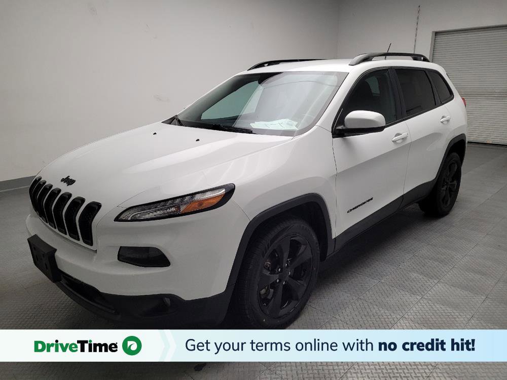 Used 2018 Jeep Cherokee Latitude w/ Altitude Package