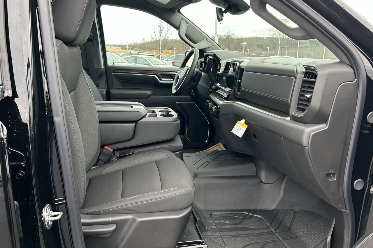 Used 2025 Chevrolet Silverado 1500 LT w/ All Star Edition Plus AWD/4WD image 15
