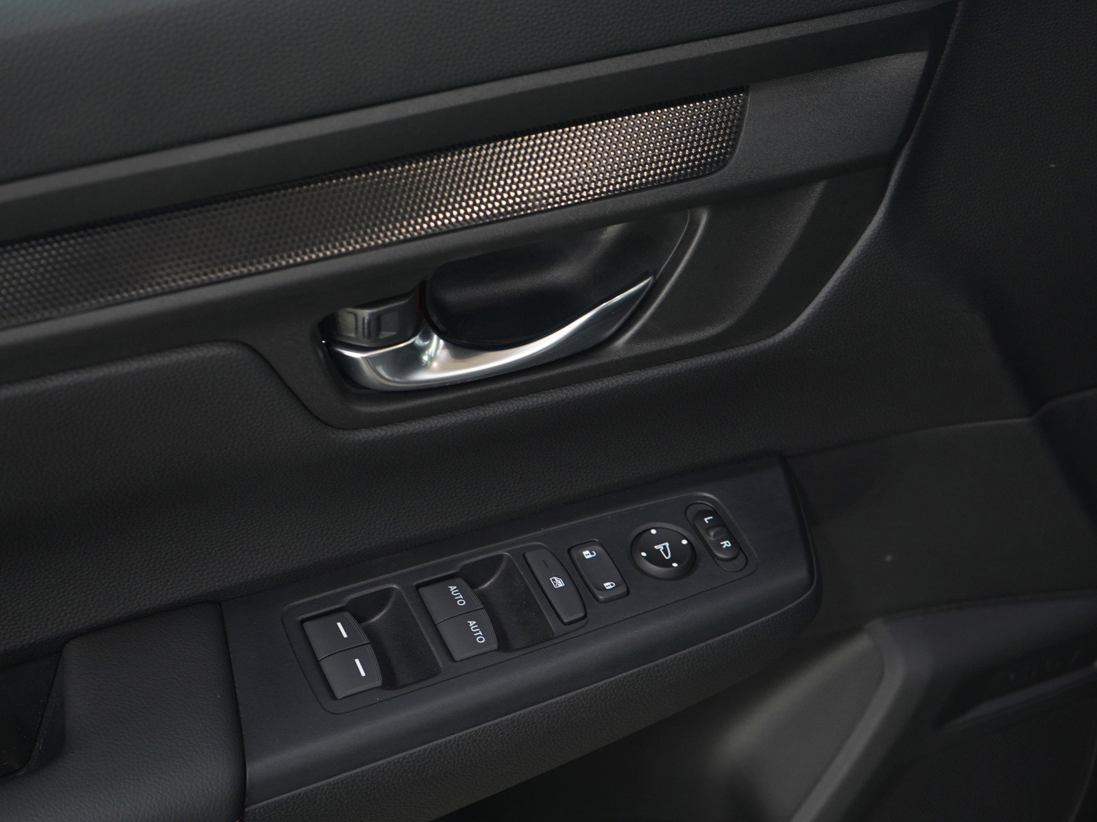 Used 2026 Honda CR-V Sport image 21