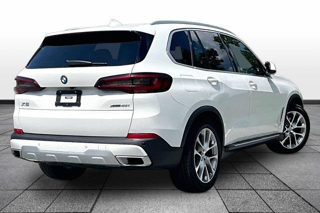 Used 2023 BMW X5 xDrive40i w/ Premium Package AWD/4WD image 6