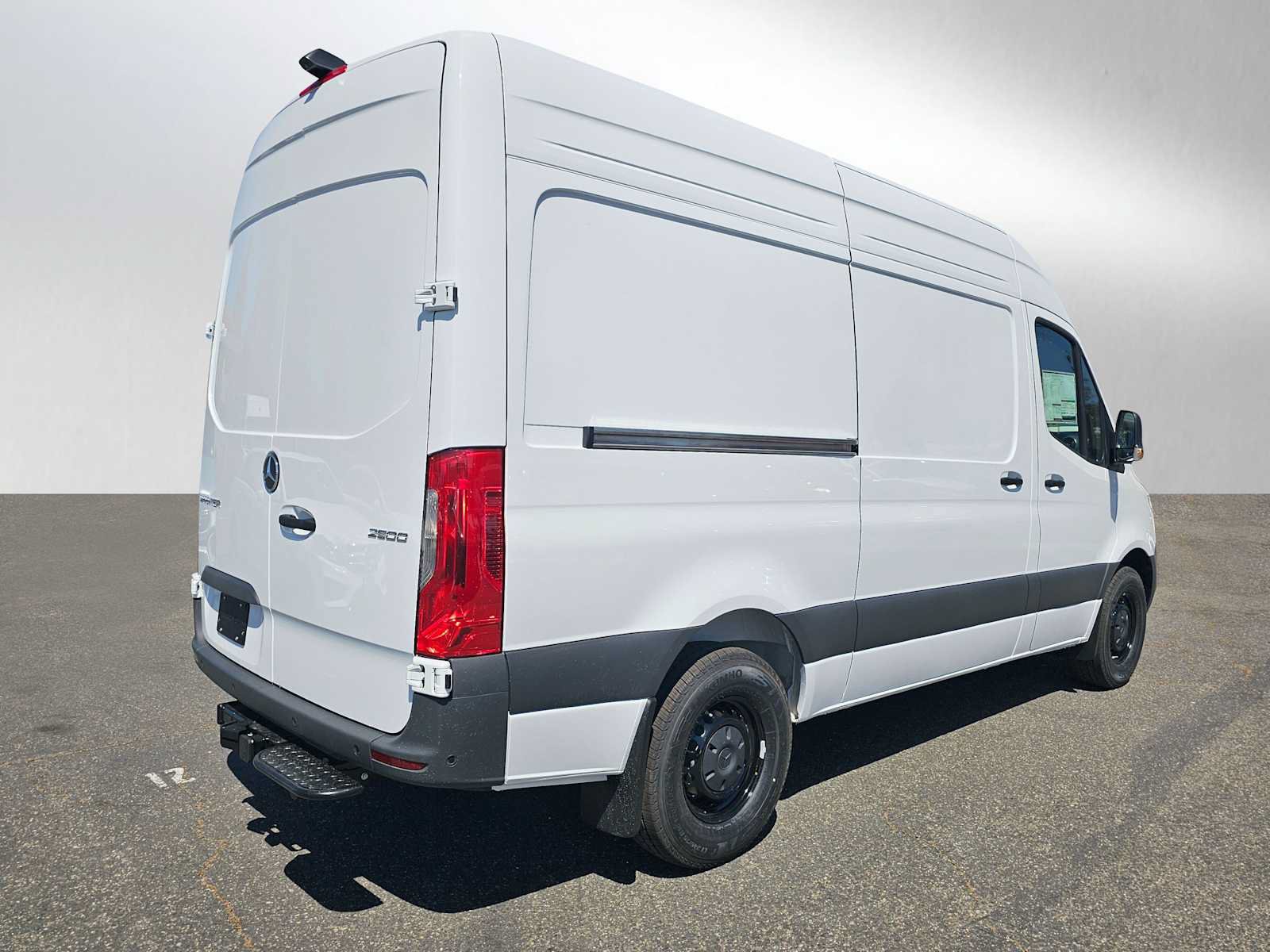 New 2026 Mercedes-Benz Sprinter 2500 image 3