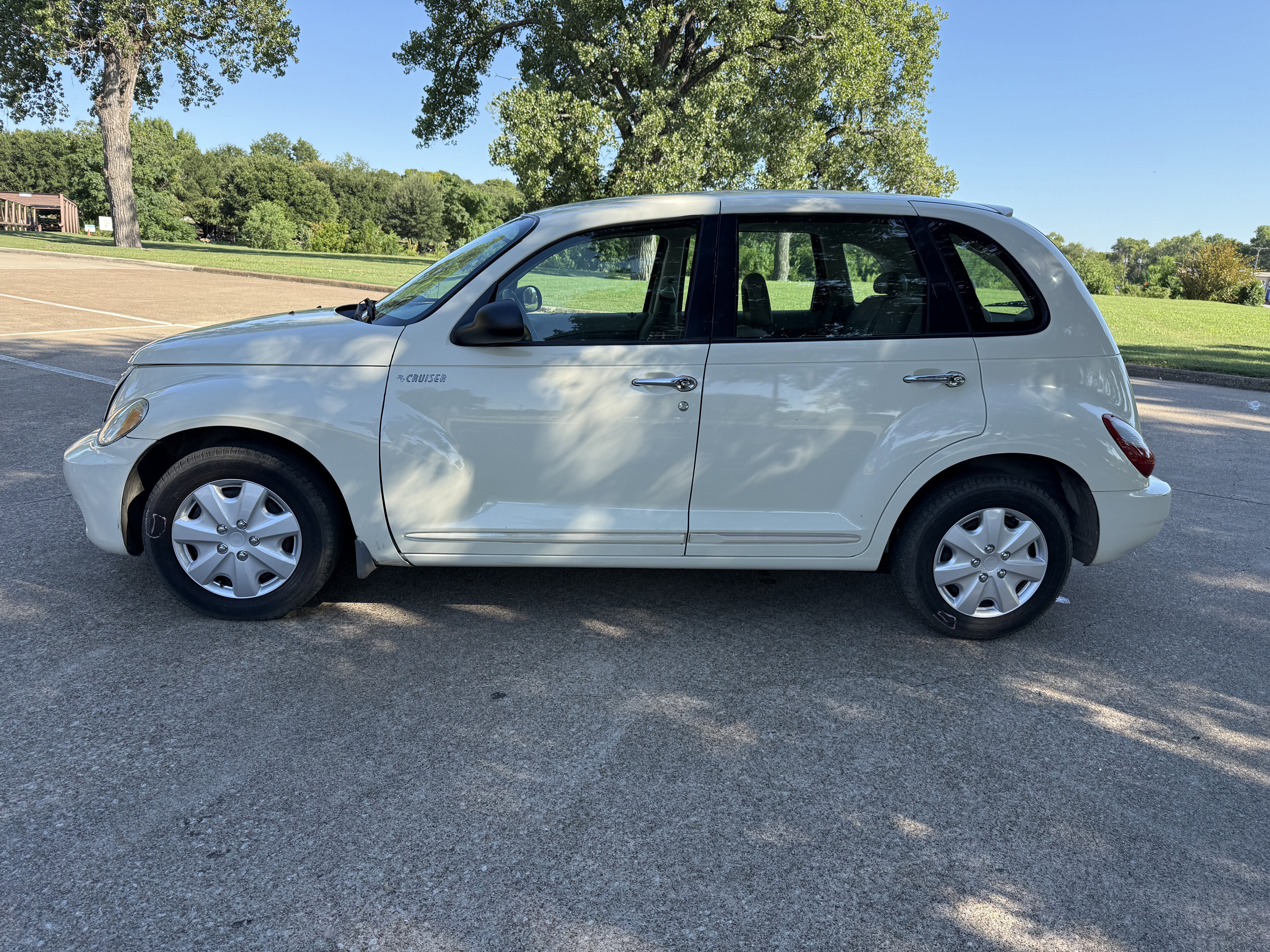 Used 2006 Chrysler PT Cruiser Touring FWD image 8