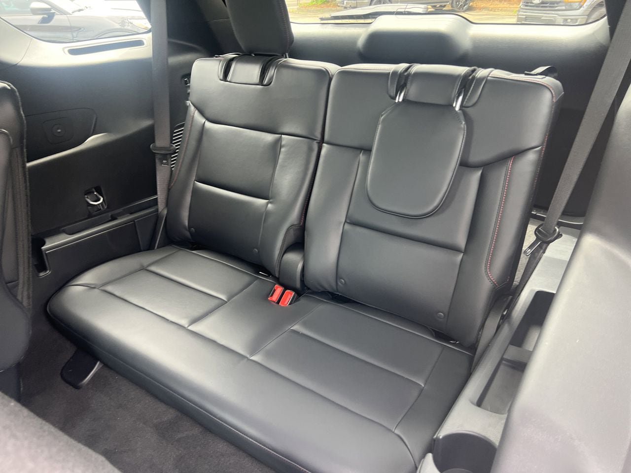 New 2026 Ford Explorer ST-Line w/ ST-Line Street Pack AWD/4WD image 20