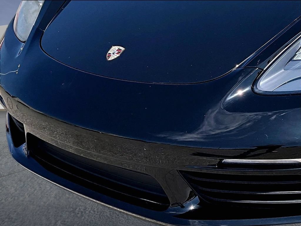 Certified 2018 Porsche 718 Cayman S RWD image 20