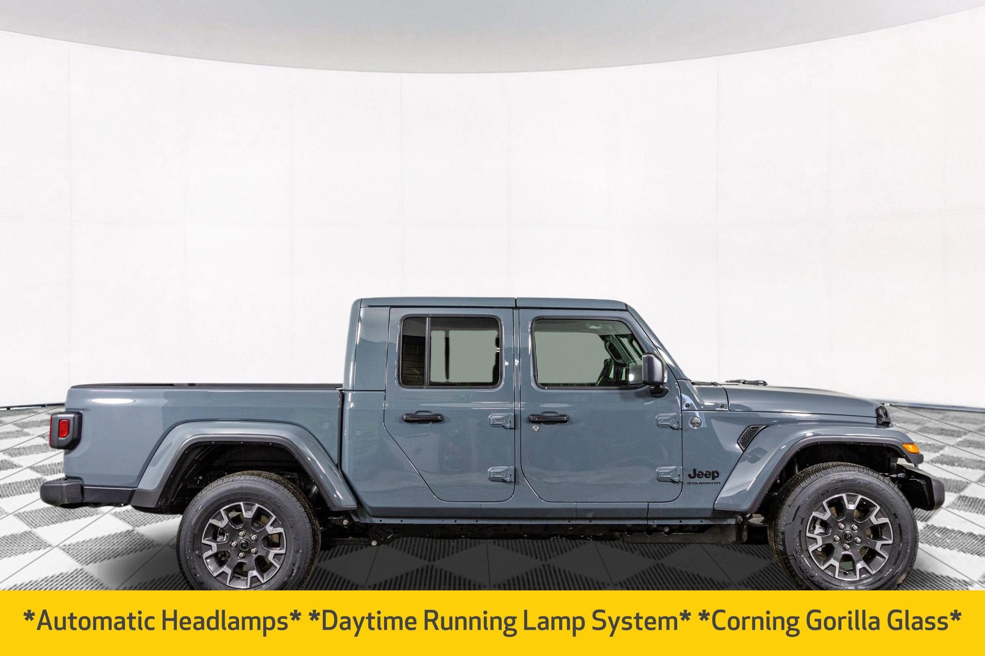 New 2026 Jeep Gladiator Sport AWD/4WD image 15
