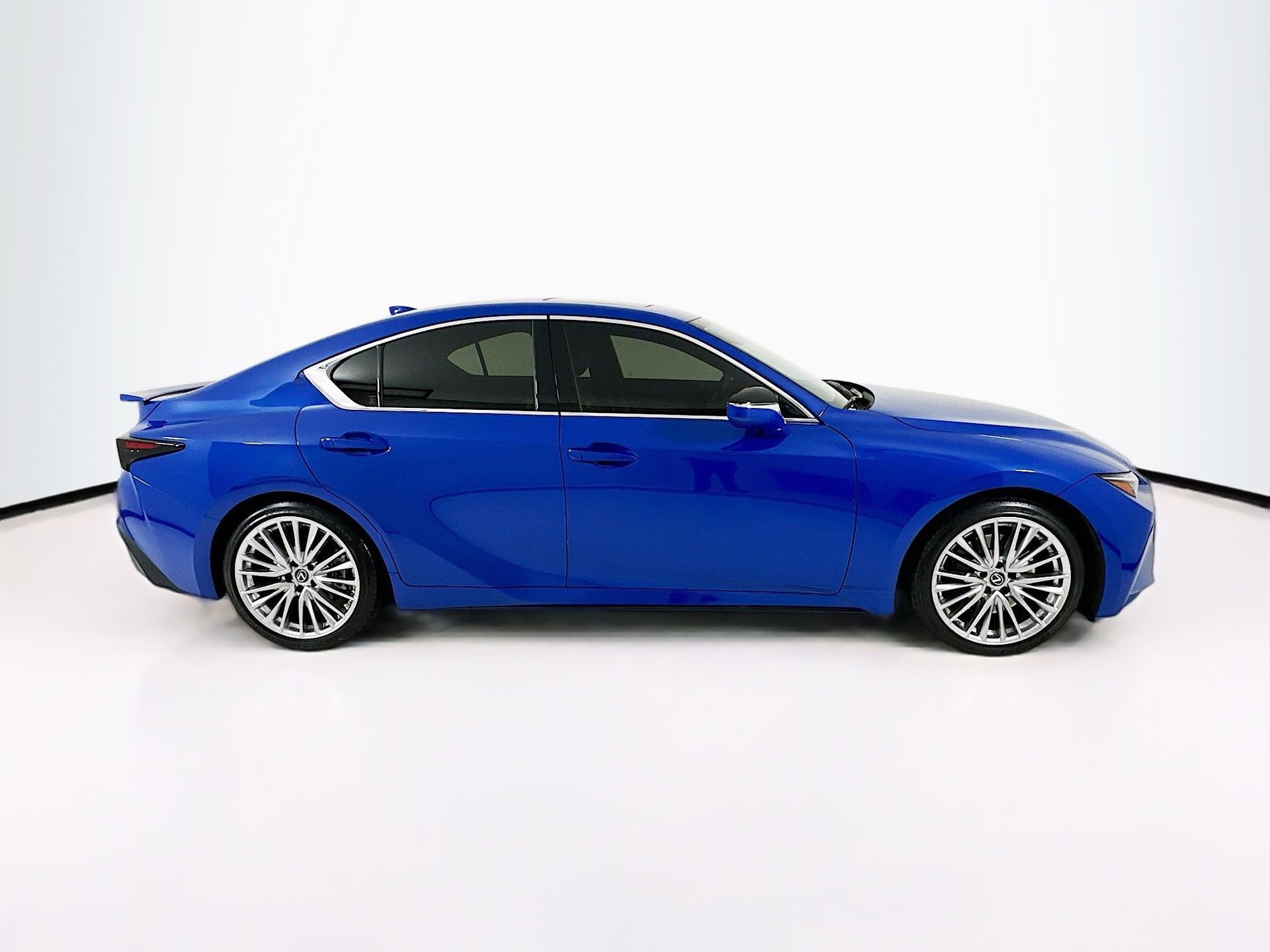 Used 2022 Lexus IS 300 w/ Premium Package image 9