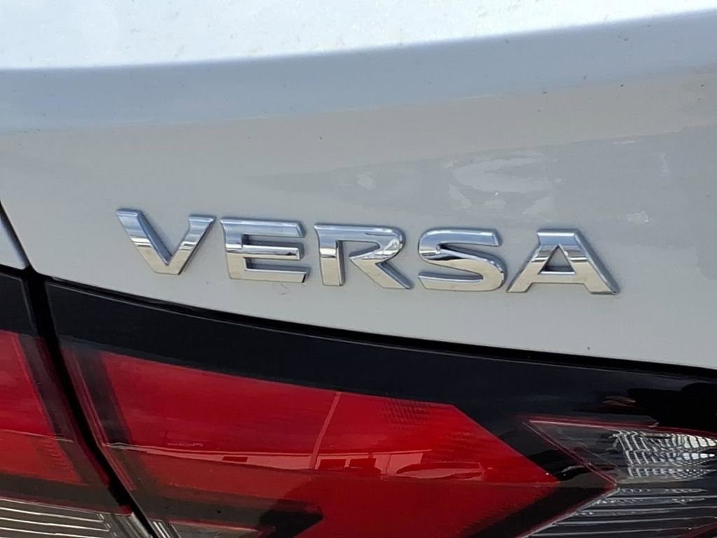 New 2025 Nissan Versa SV w/ Trunk Package FWD image 10