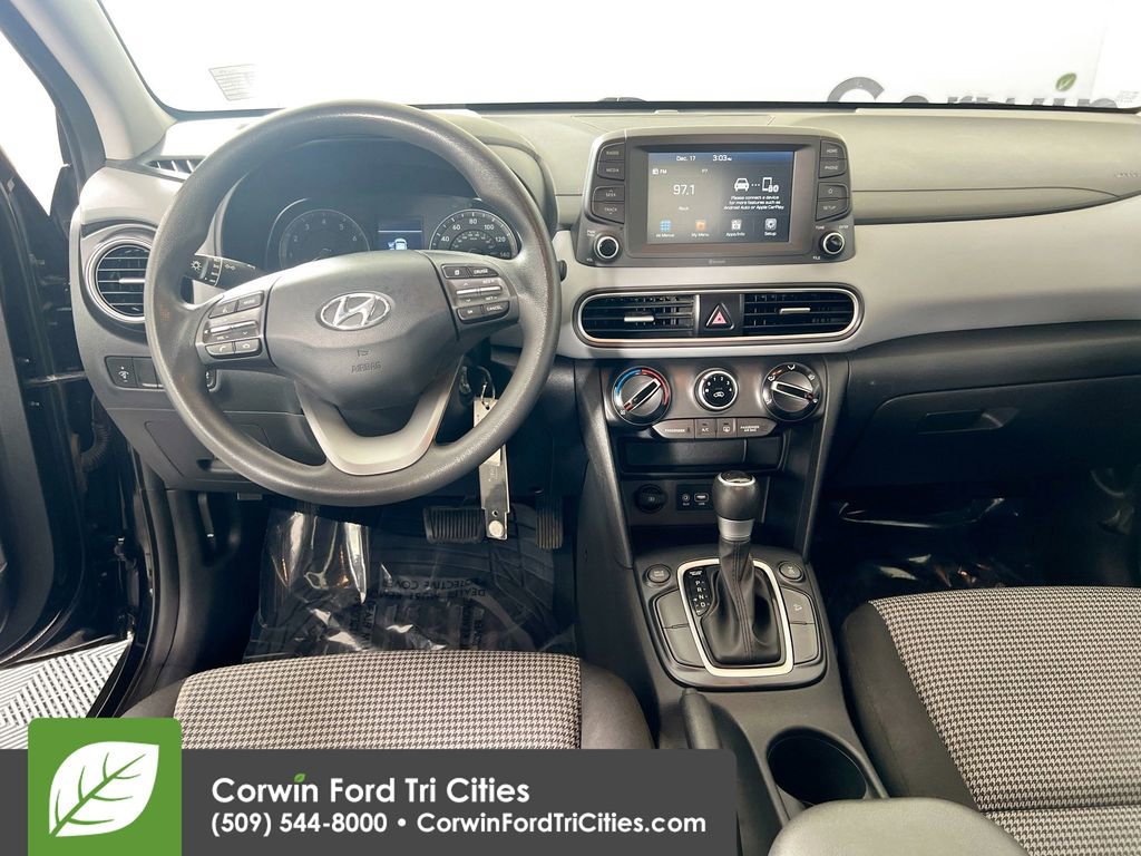 Used 2021 Hyundai Kona SE image 24