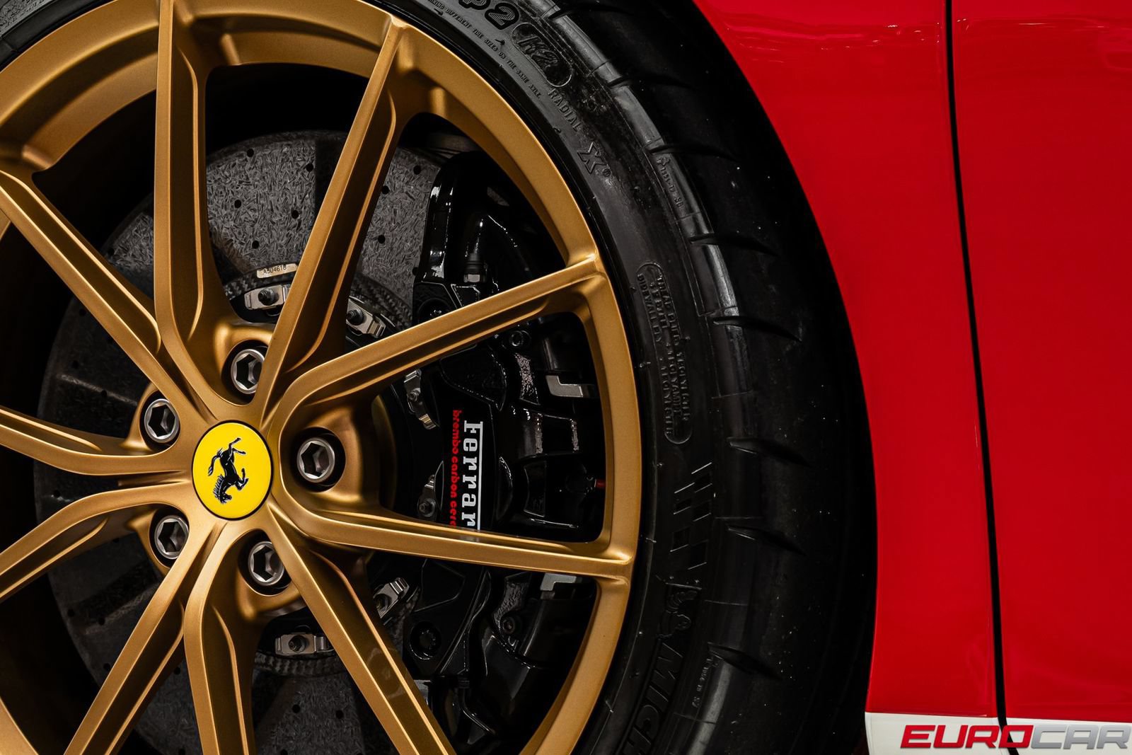 Used 2020 Ferrari 488 Pista Coupe RWD image 31