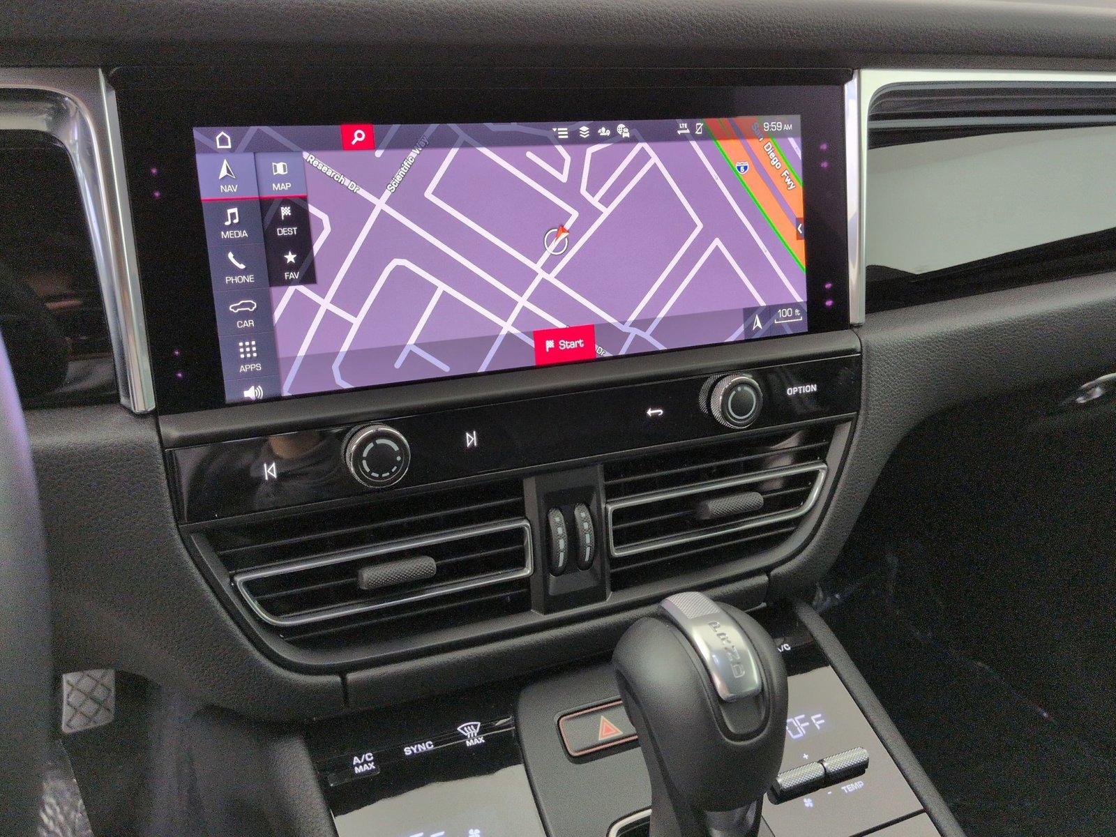 Certified 2025 Porsche Macan Turbo AWD/4WD image 14