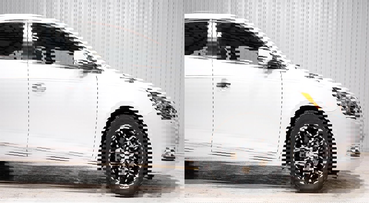 Used 2016 Buick LaCrosse Sport Touring image 9