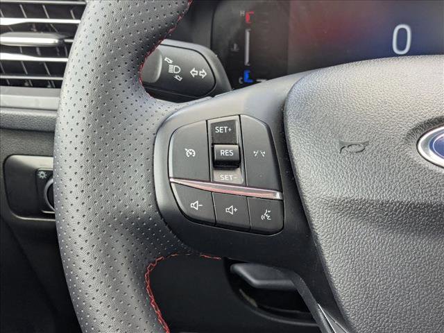 Used 2025 Ford Escape ST-Line image 12