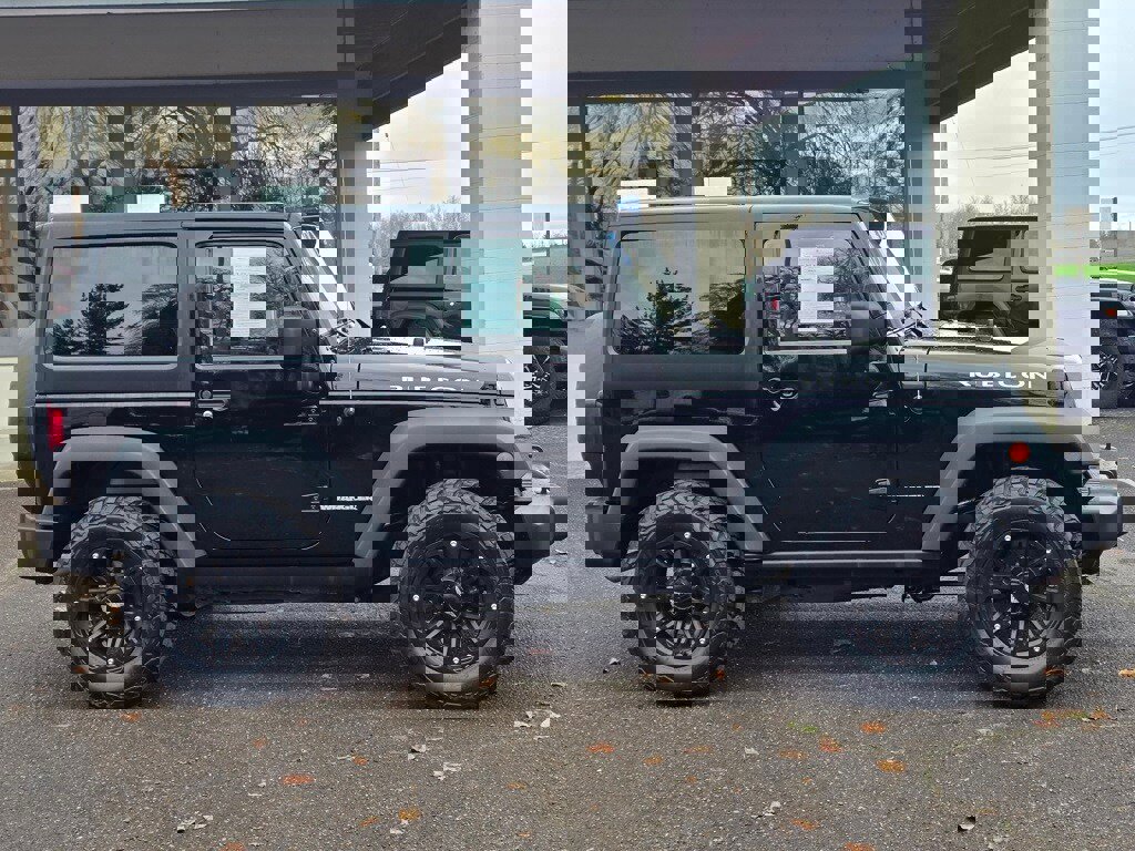 Used 2012 Jeep Wrangler Rubicon w/ Dual Top Group image 8