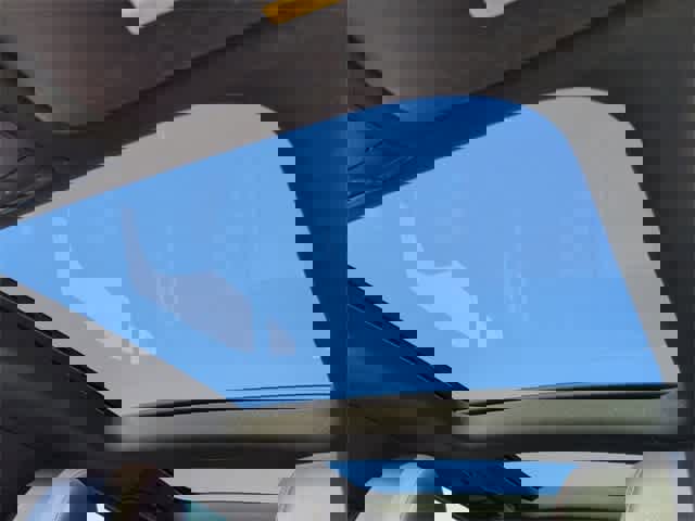 Used 2018 Mercedes-Benz GLC 300 4MATIC image 19