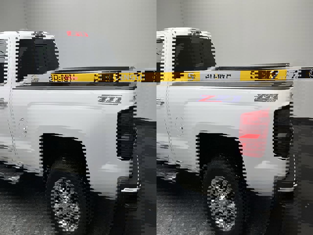 Used 2016 Chevrolet Silverado 2500 High Country w/ Duramax Plus Package image 31