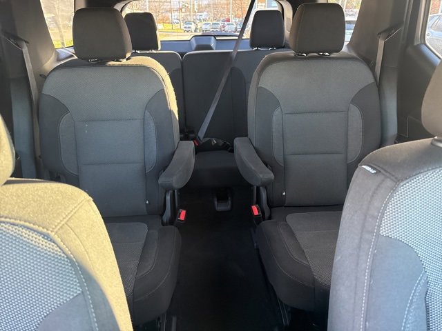 Used 2023 Chevrolet Traverse LT image 28