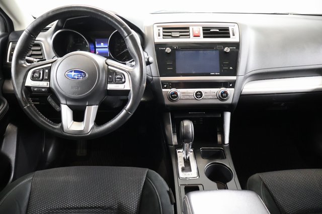 Used 2017 Subaru Outback 2.5i Premium w/ Popular Package #2 AWD/4WD image 13