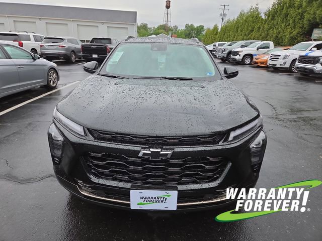 Used 2026 Chevrolet Trax ACTIV FWD image 2