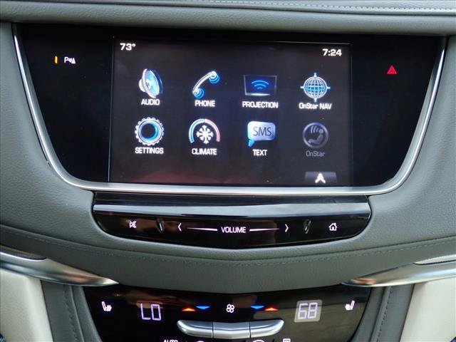 Used 2017 Cadillac XT5 Luxury w/ Driver Awareness Package FWD image 19