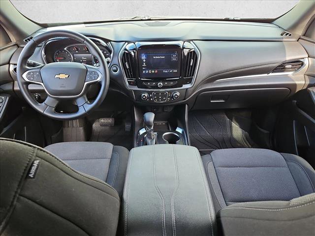 Used 2023 Chevrolet Traverse LT image 17