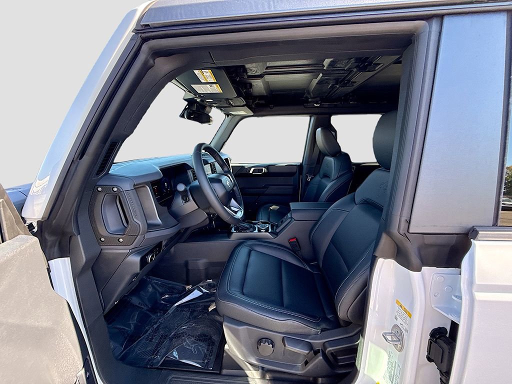 New 2025 Ford Bronco Badlands image 17