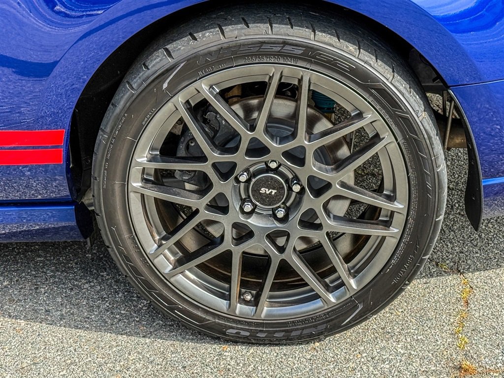 Used 2014 Ford Mustang Shelby GT500 w/ Equipment Group 821A RWD image 19