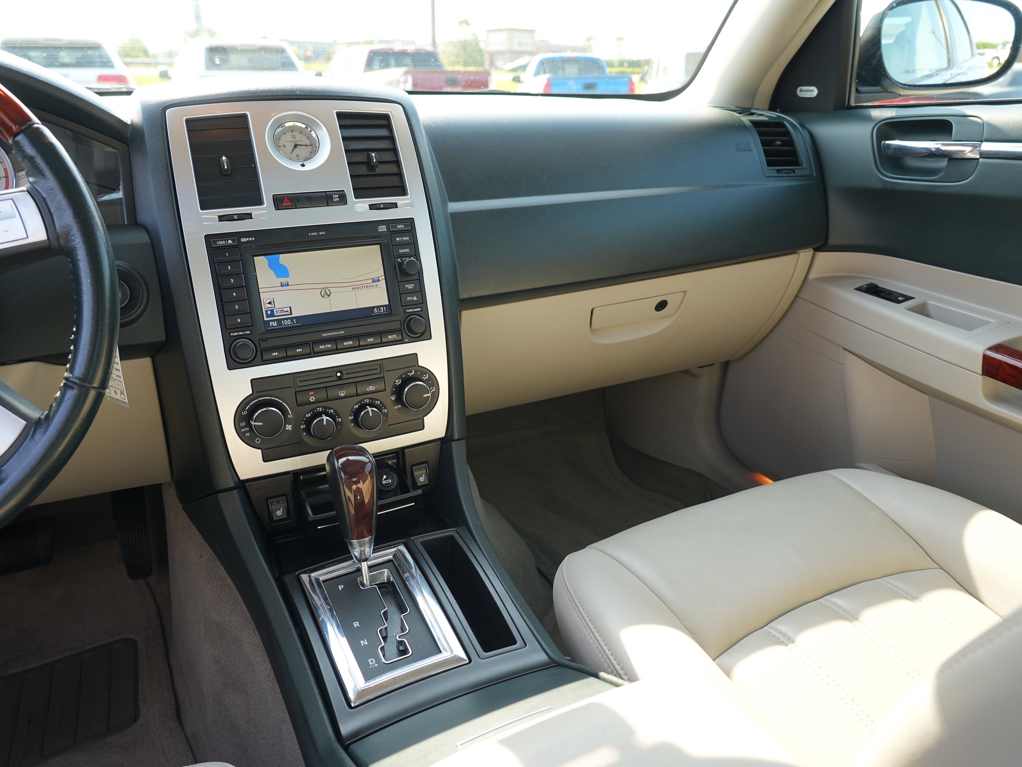 Used 2006 Chrysler 300 C w/ Navigation & Sound Group II AWD/4WD image 21