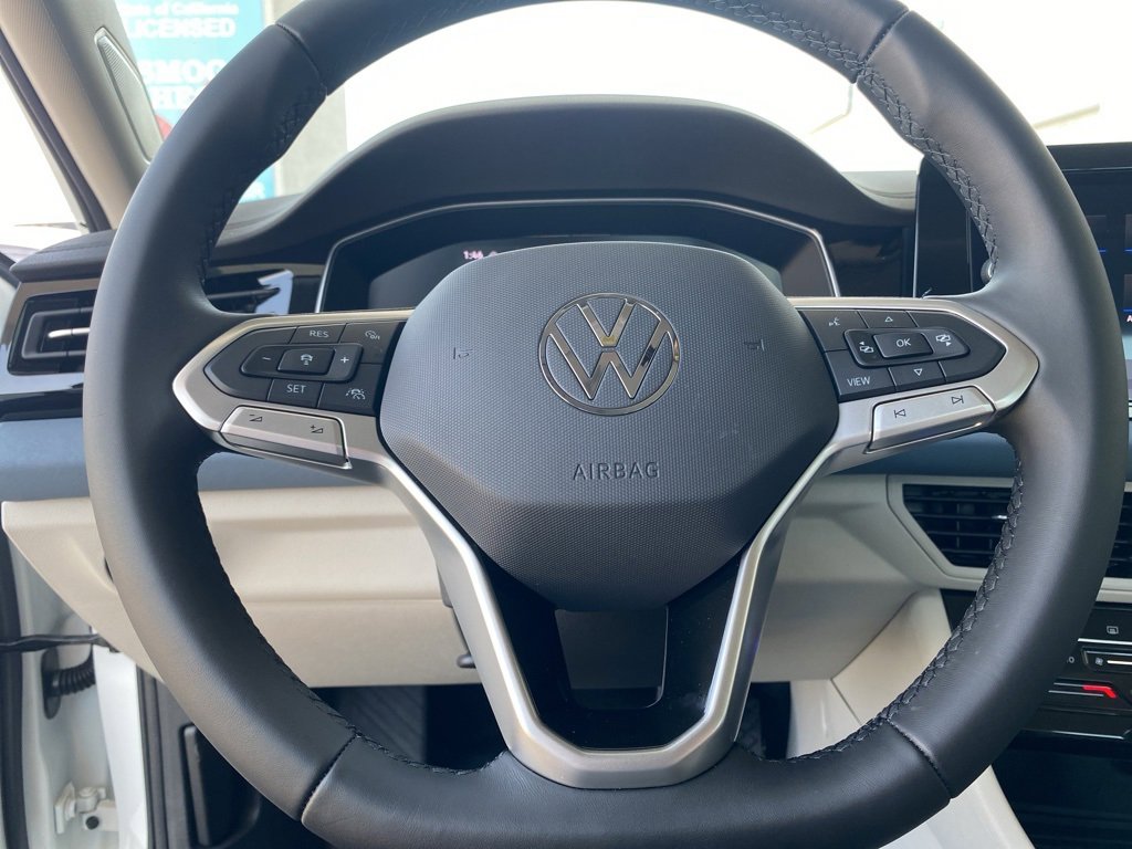 New 2025 Volkswagen Jetta SE image 17