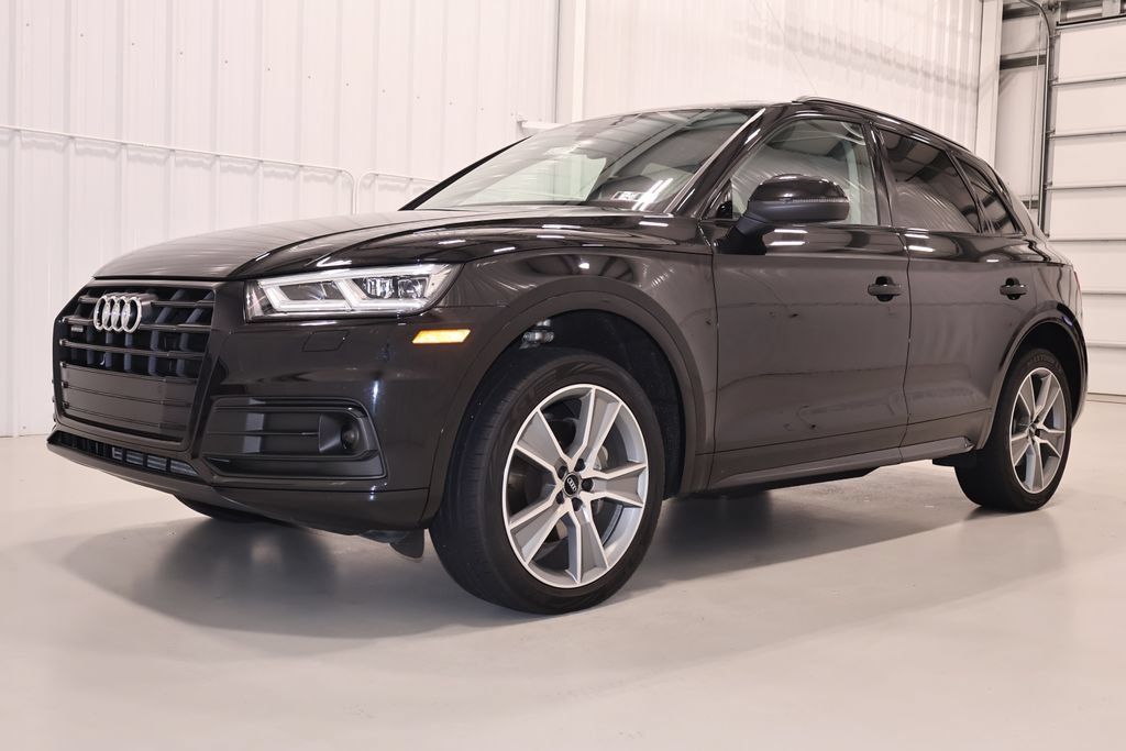 Used 2020 Audi Q5 2.0T Premium Plus w/ Premium Plus Package AWD/4WD image 5
