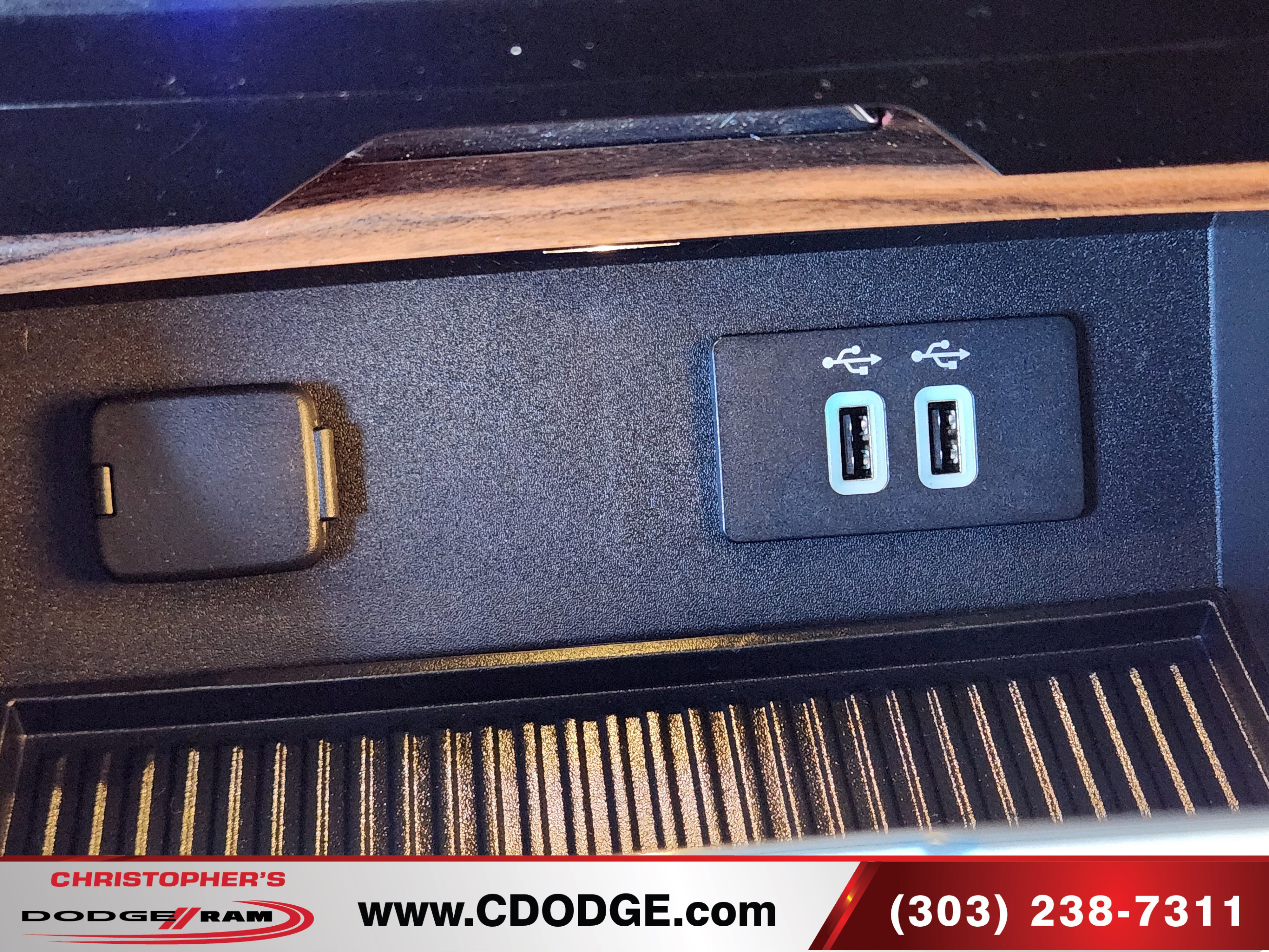 Used 2016 Ford F150 Lariat image 28