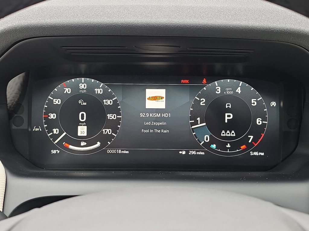 New 2026 Land Rover Discovery Sport Landmark AWD/4WD image 19