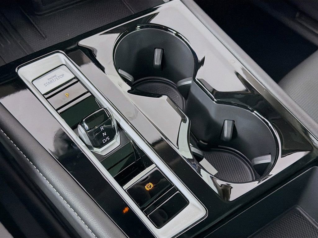 Used 2025 Volkswagen Atlas SEL image 18