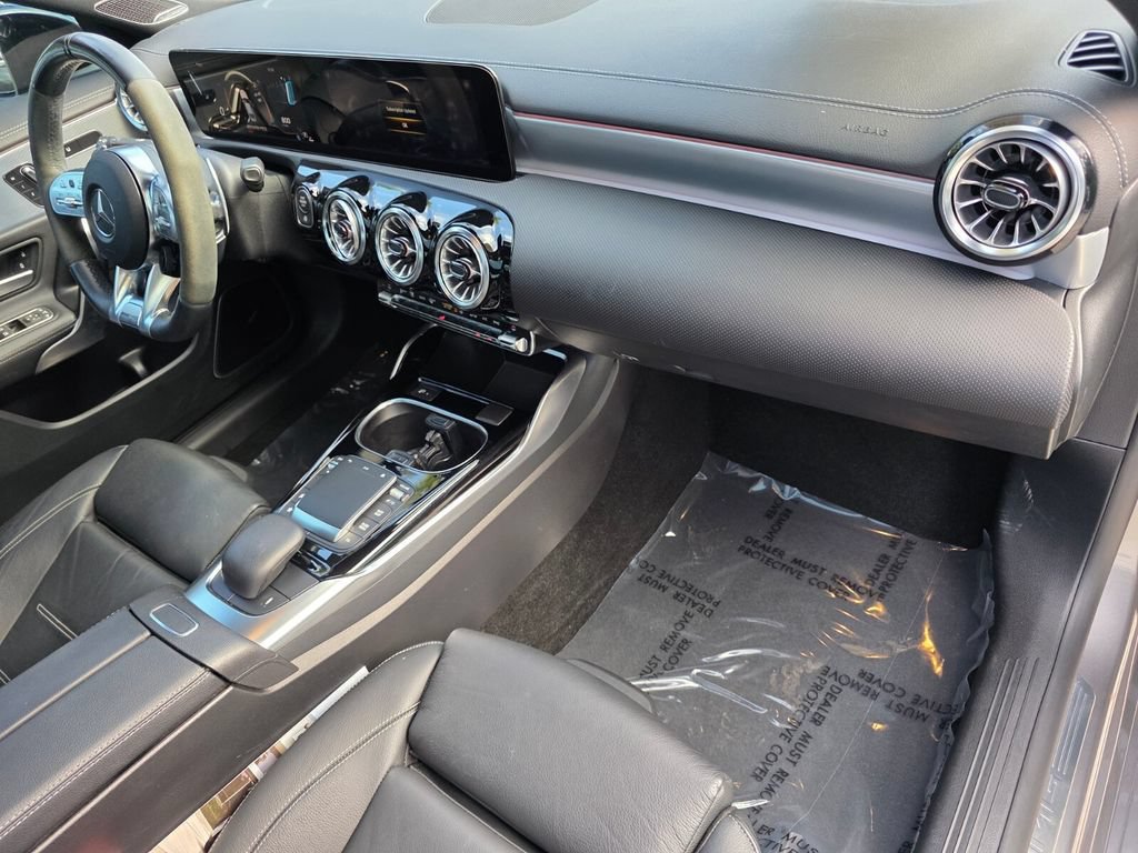 Used 2023 Mercedes-Benz CLA 35 AMG 4MATIC image 27